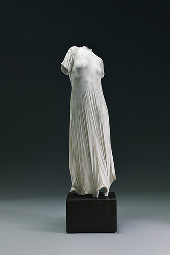 singing figure 2511